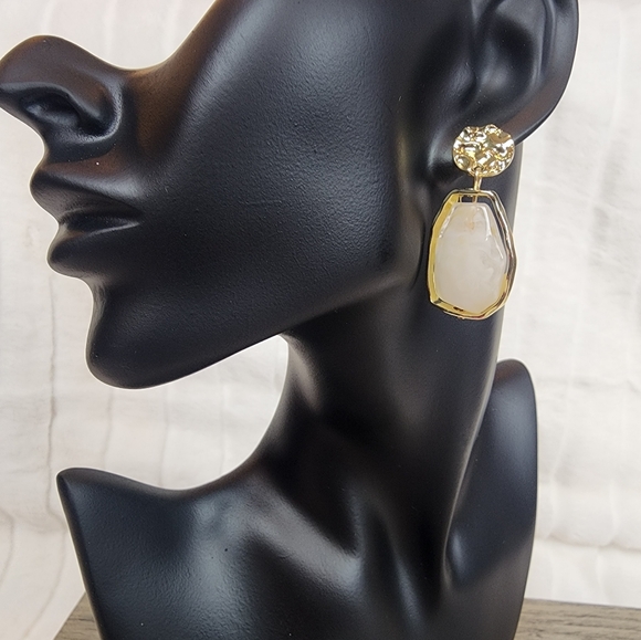 NWOT Fashion Stone Earrings - Picture 2 of 2